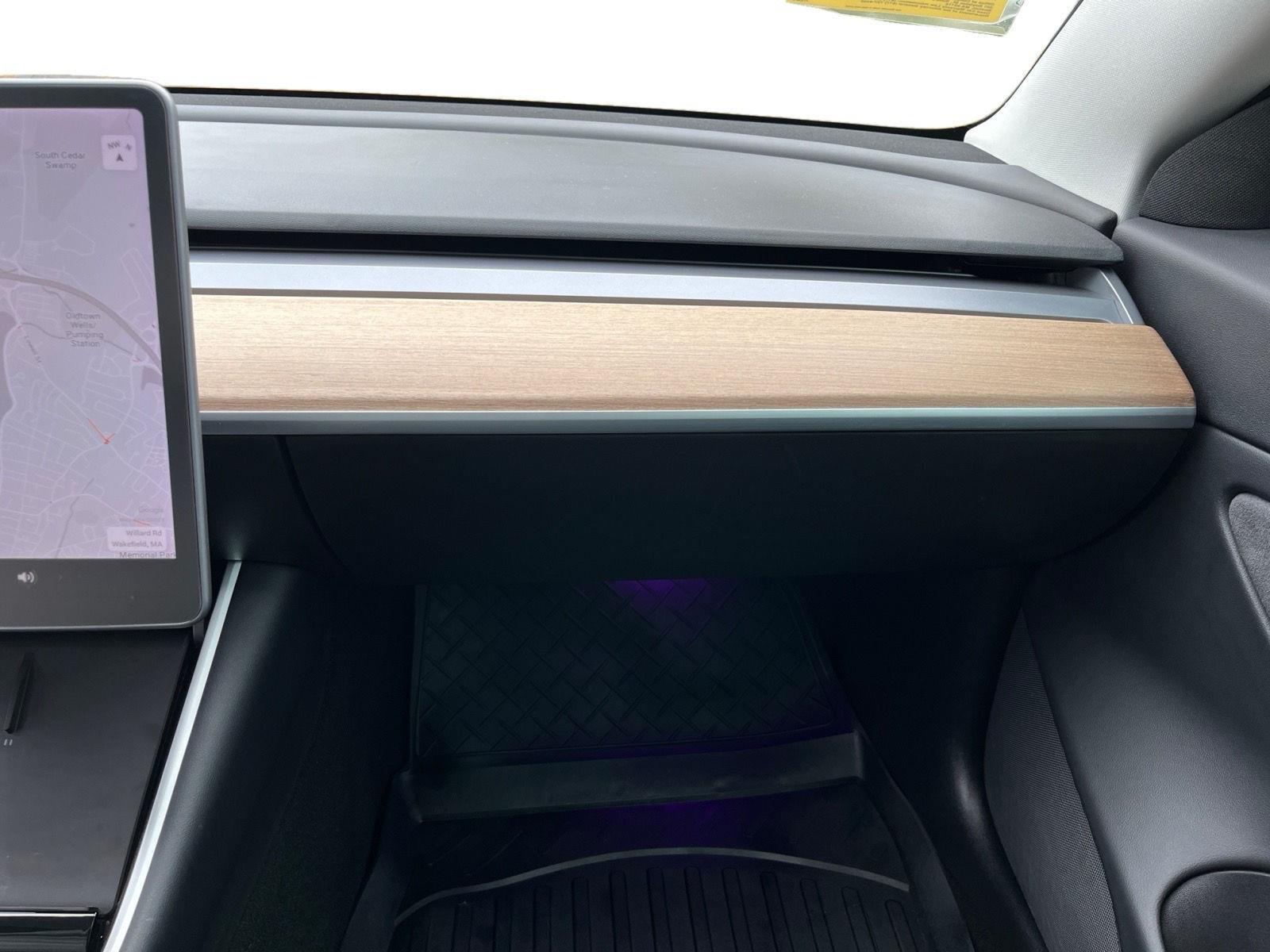 2018 Tesla Model 3 Long Range photo 13