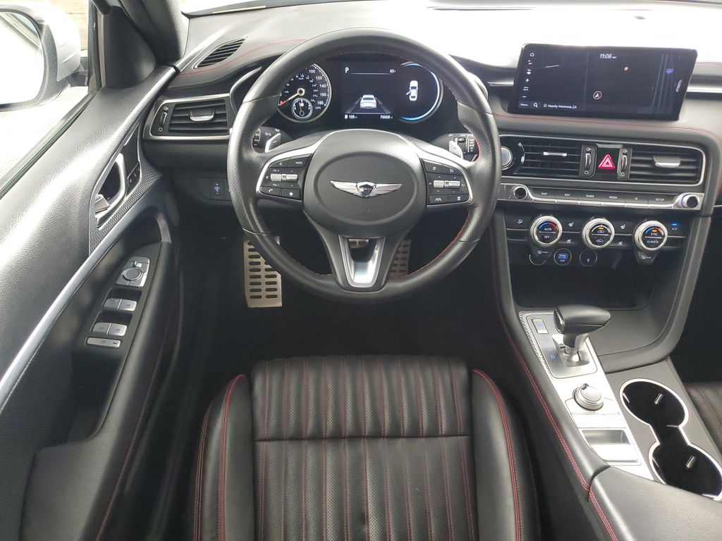 2022 Genesis G70 3.3T photo 14
