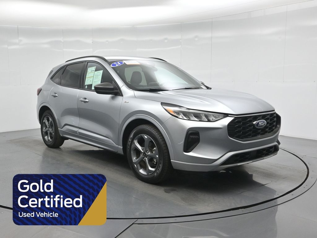 2024 Ford Escape ST-Line's photo