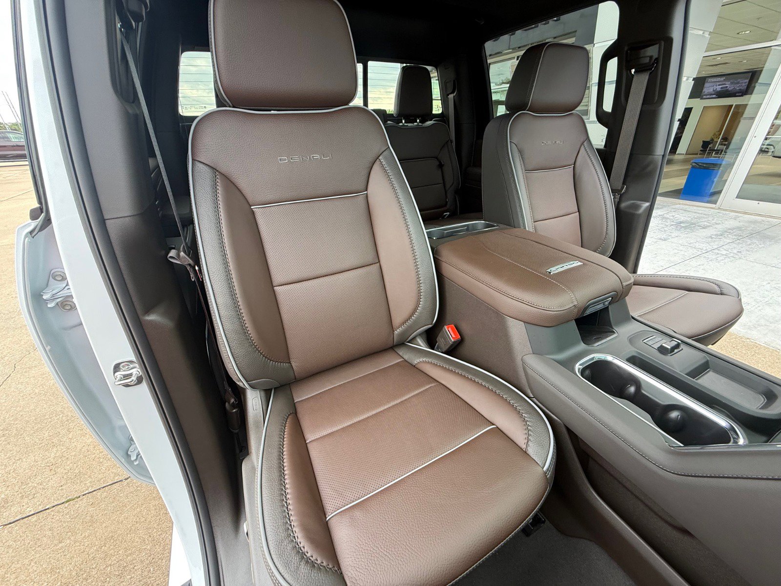 2026 Gmc Sierra 2500 HD Denali photo 28