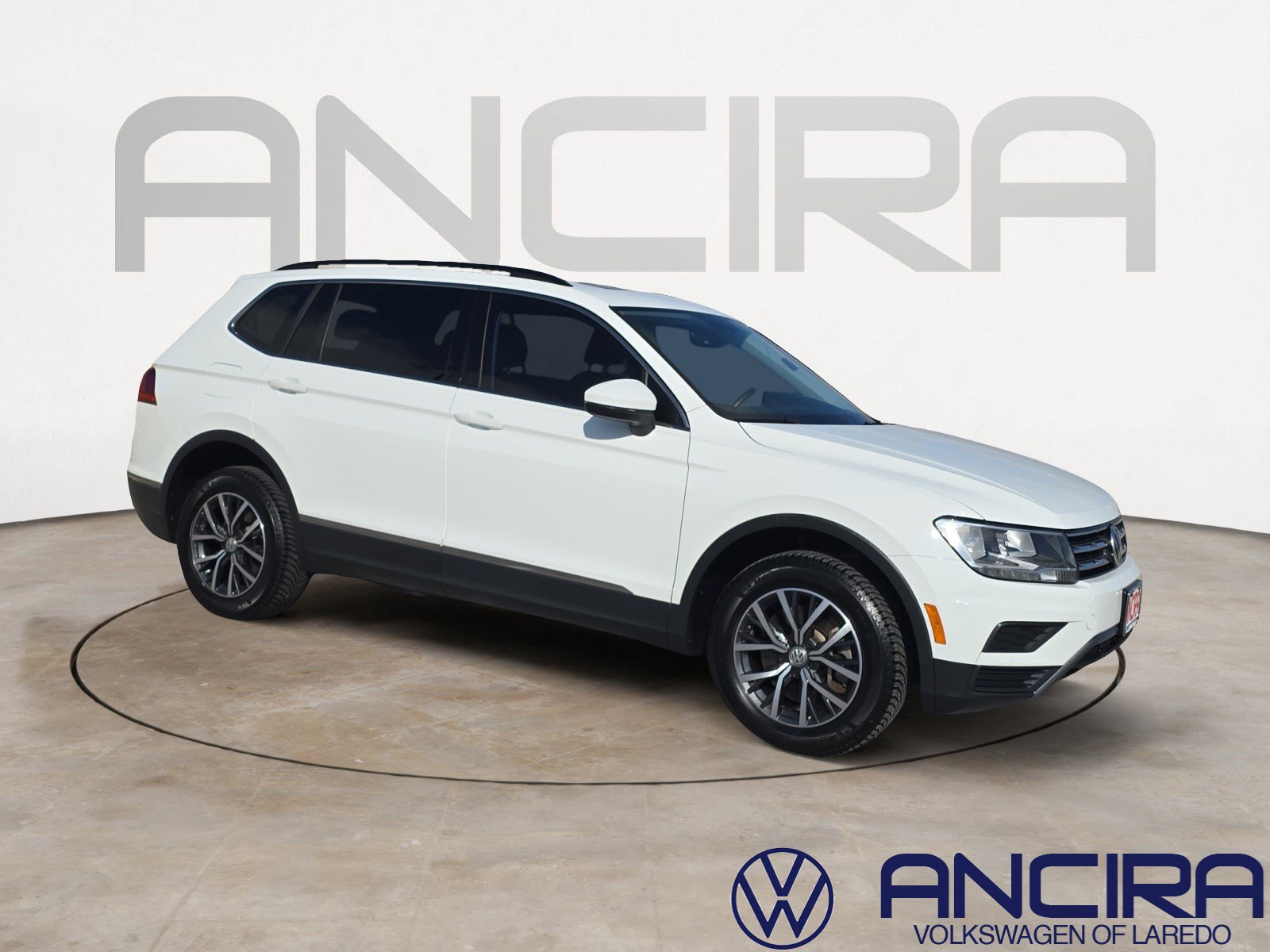 2020 Volkswagen Tiguan SEL's photo