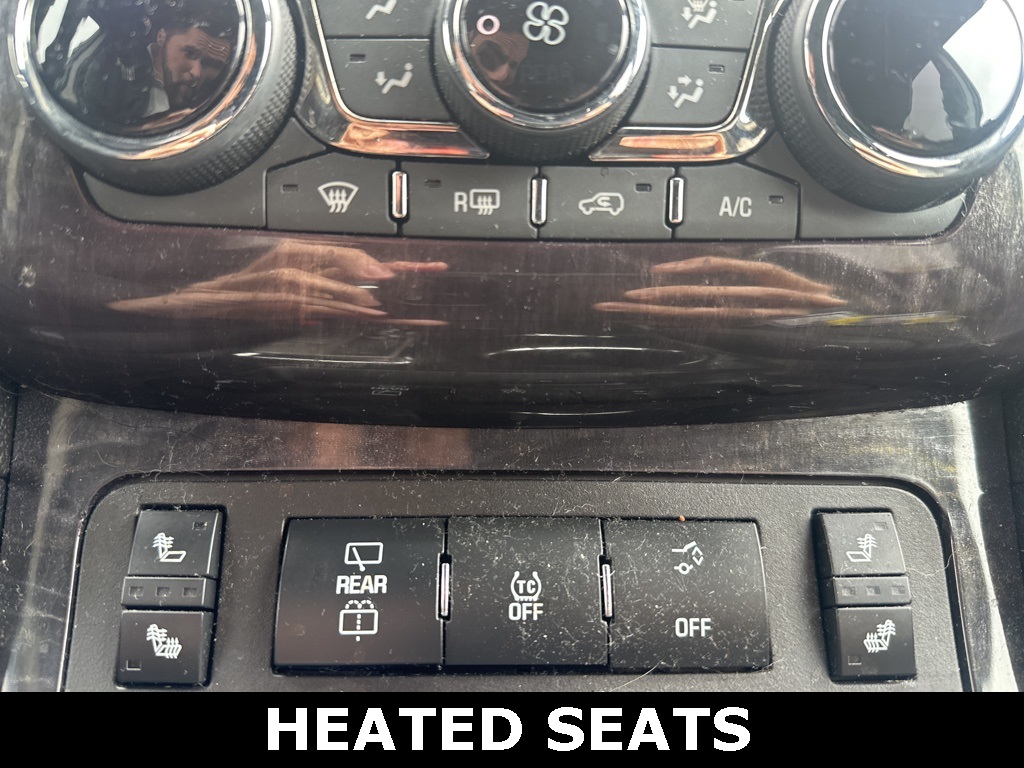 2017 Buick Enclave Leather photo 4