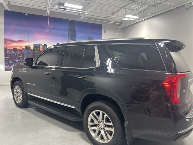 2023 Gmc Yukon SLT photo 4