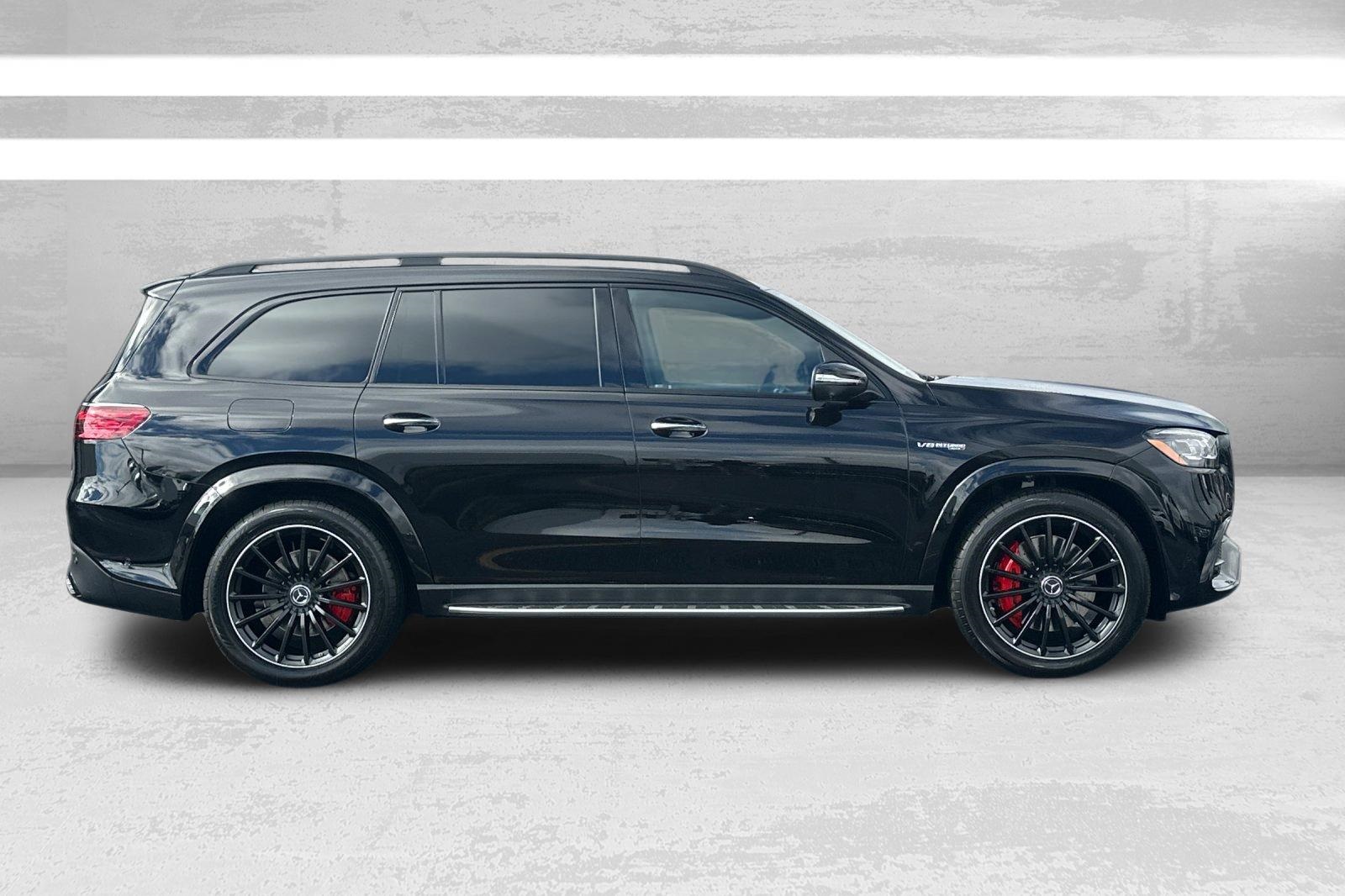 2025 Mercedes Benz GLS 63 AMG 4MATIC photo 2