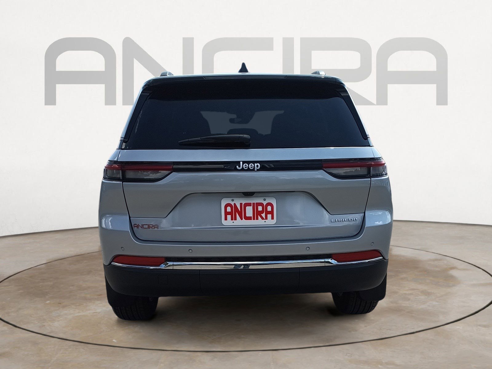 2025 Jeep Grand Cherokee Laredo X photo 9