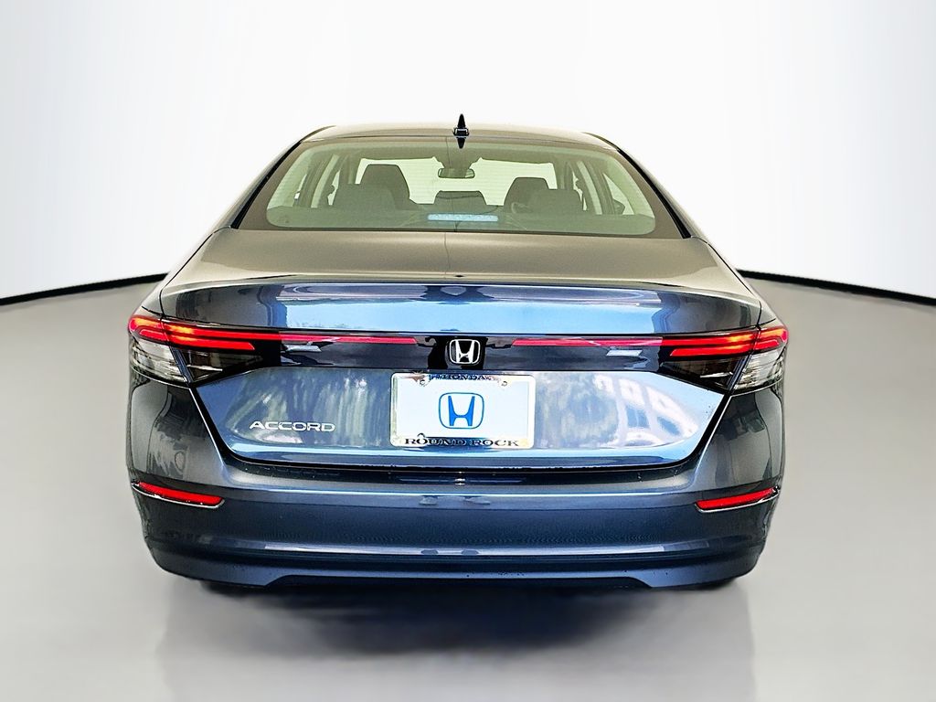 2025 Honda Accord SE photo 4