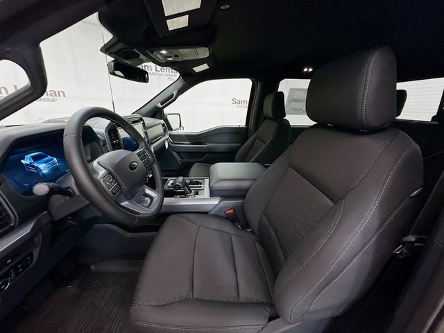 2025 Ford F-150 XLT photo 21
