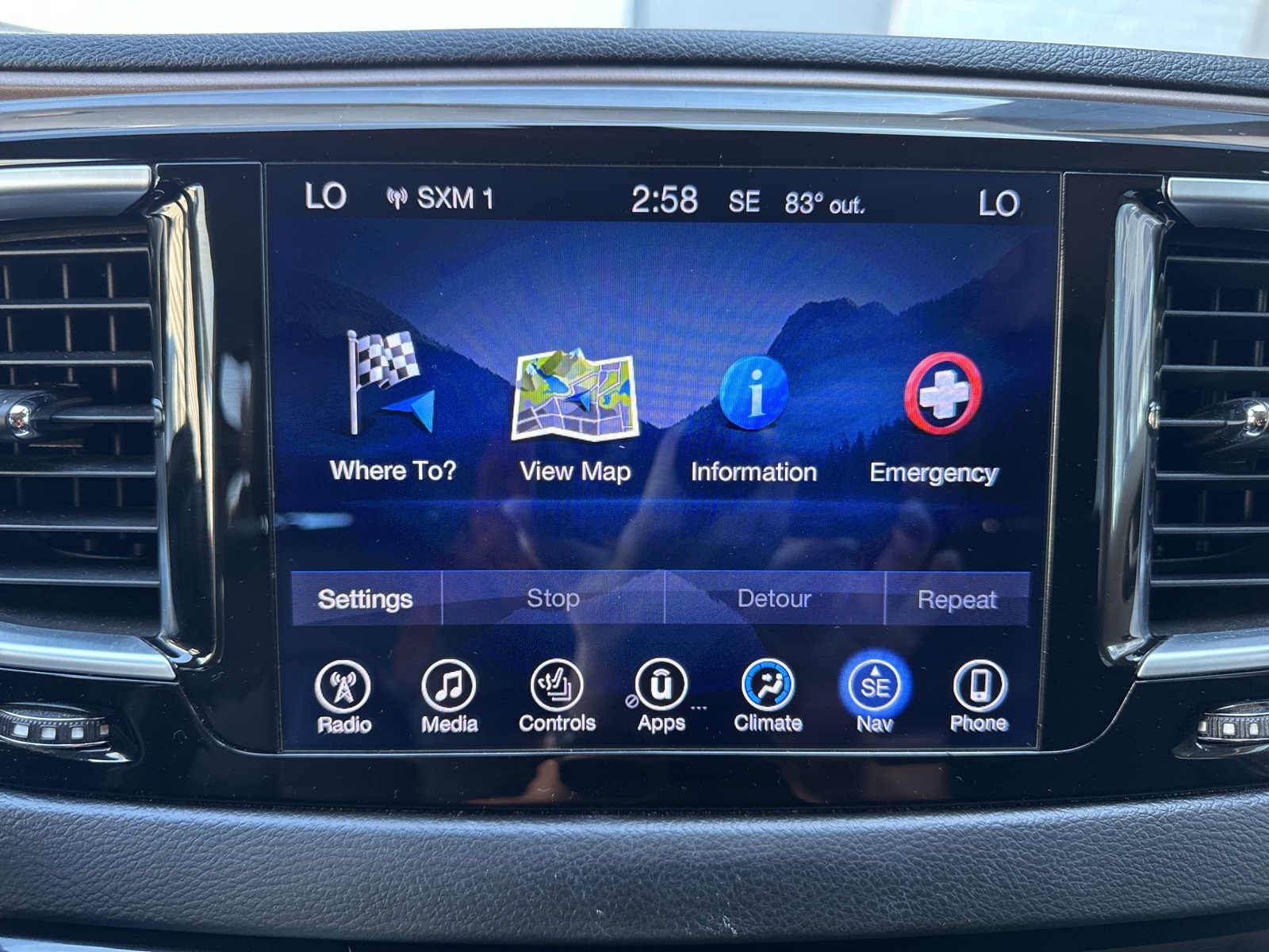2017 Chrysler Pacifica Touring Plus photo 33