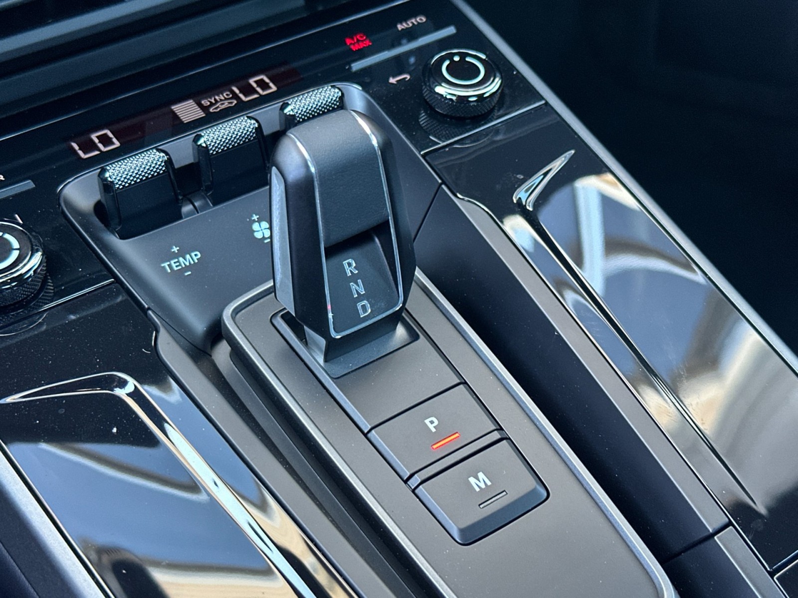 2025 Porsche 911 S photo 21
