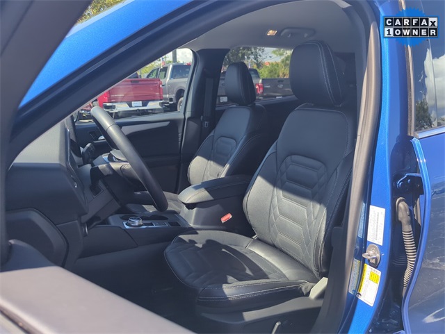 2023 Ford Escape Platinum photo 5