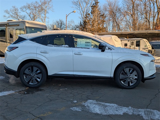 2025 Nissan Murano SL photo 2