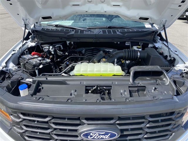 2025 Ford F-150 XL photo 8