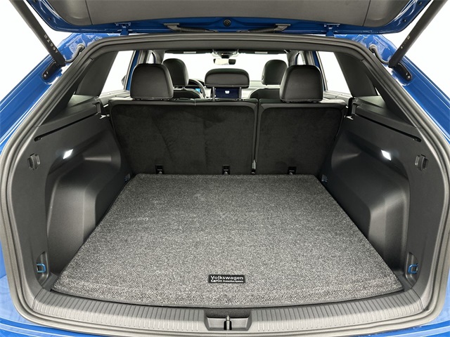2025 Volkswagen Atlas Cross Sport SE Technology photo 14
