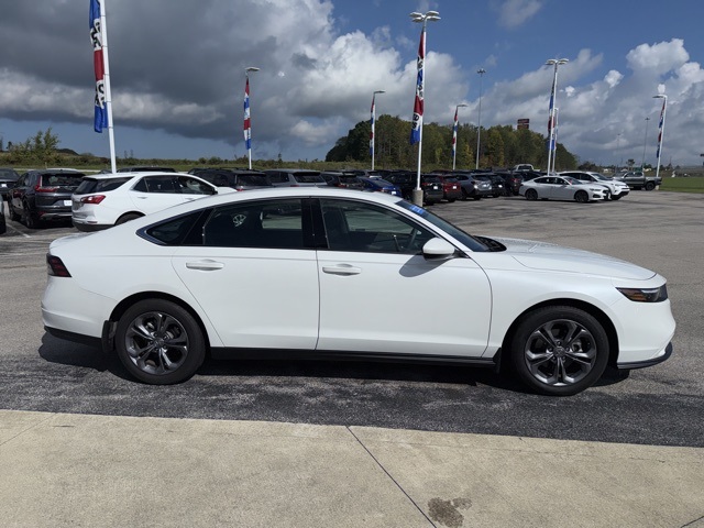 2023 Honda Accord EX photo 3