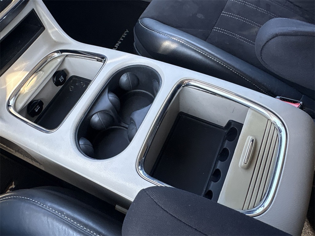 2014 Chrysler Town & Country photo 21