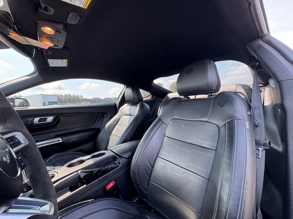 2022 Ford Mustang GT Premium photo 14
