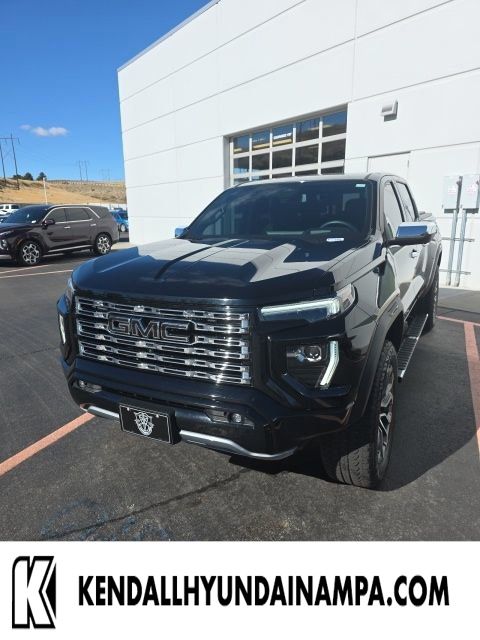 2023 GMC Canyon Denali's photo
