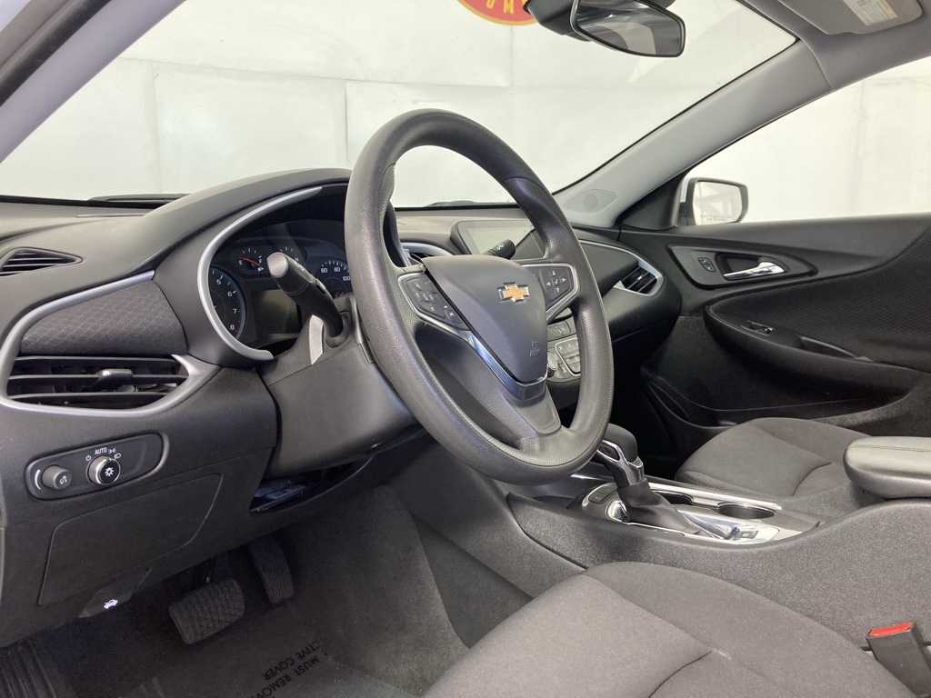 2024 Chevrolet Malibu 1LT photo 12