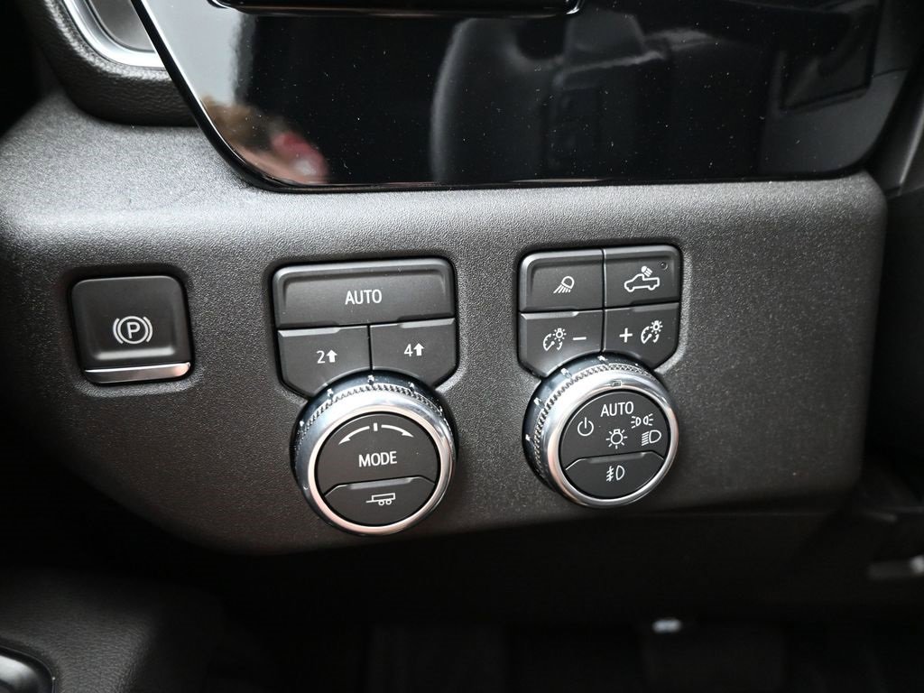 2026 Gmc Sierra Elevation photo 13