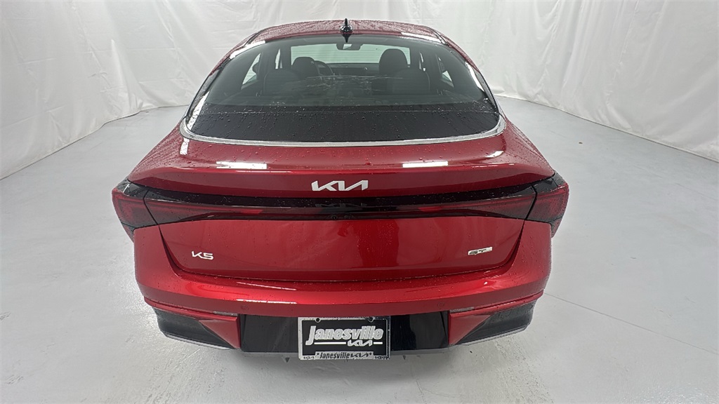 2026 Kia K5 GT-Line photo 4