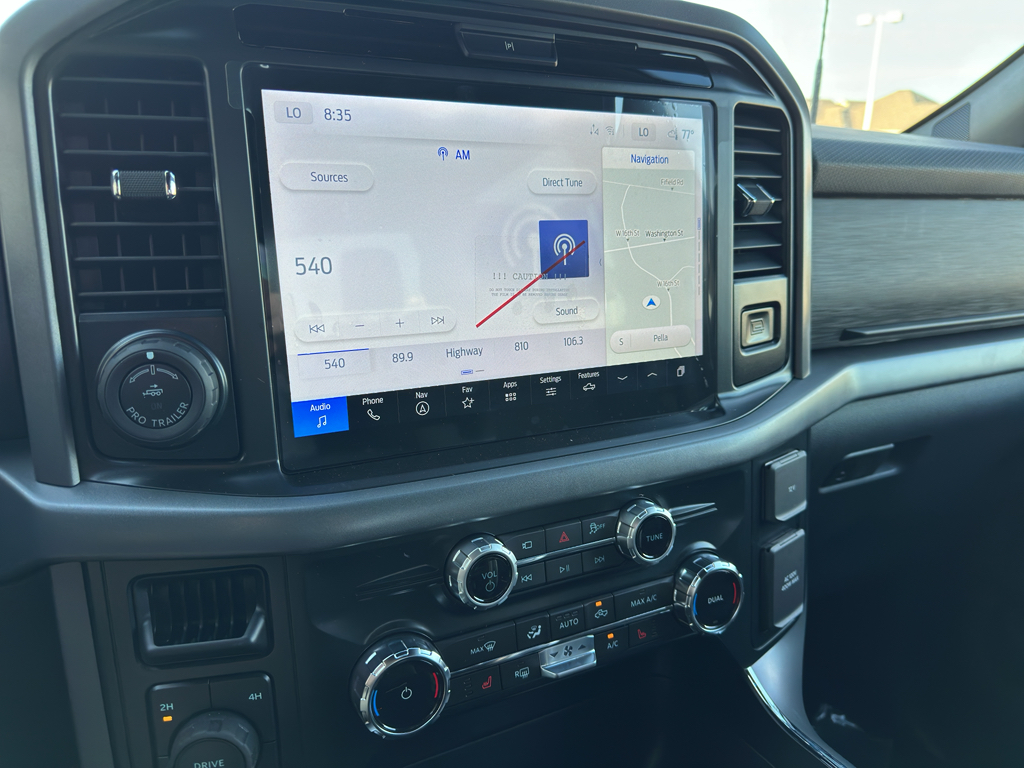 2025 Ford F-150 XLT photo 12