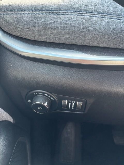 2022 Jeep Compass Latitude photo 16