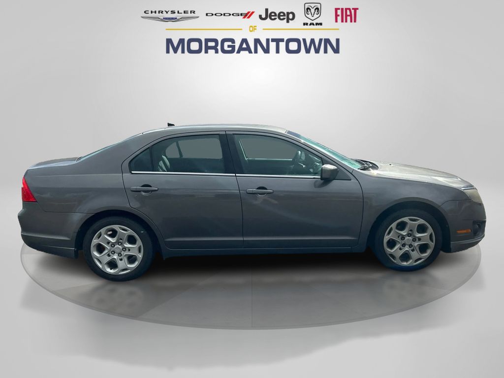 2010 Ford Fusion SE photo 4