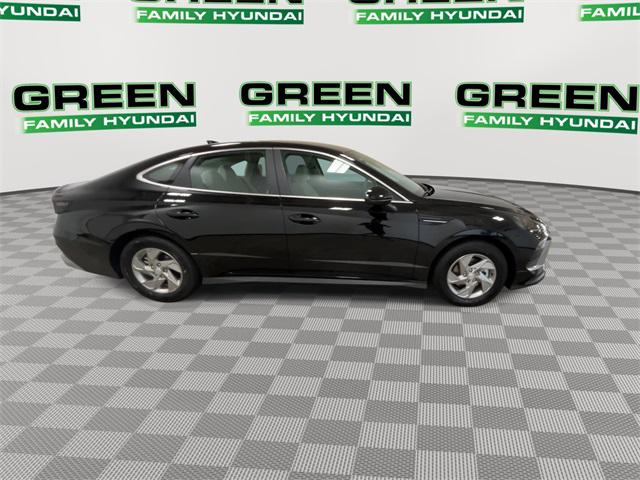 2025 Hyundai Sonata SE photo 16