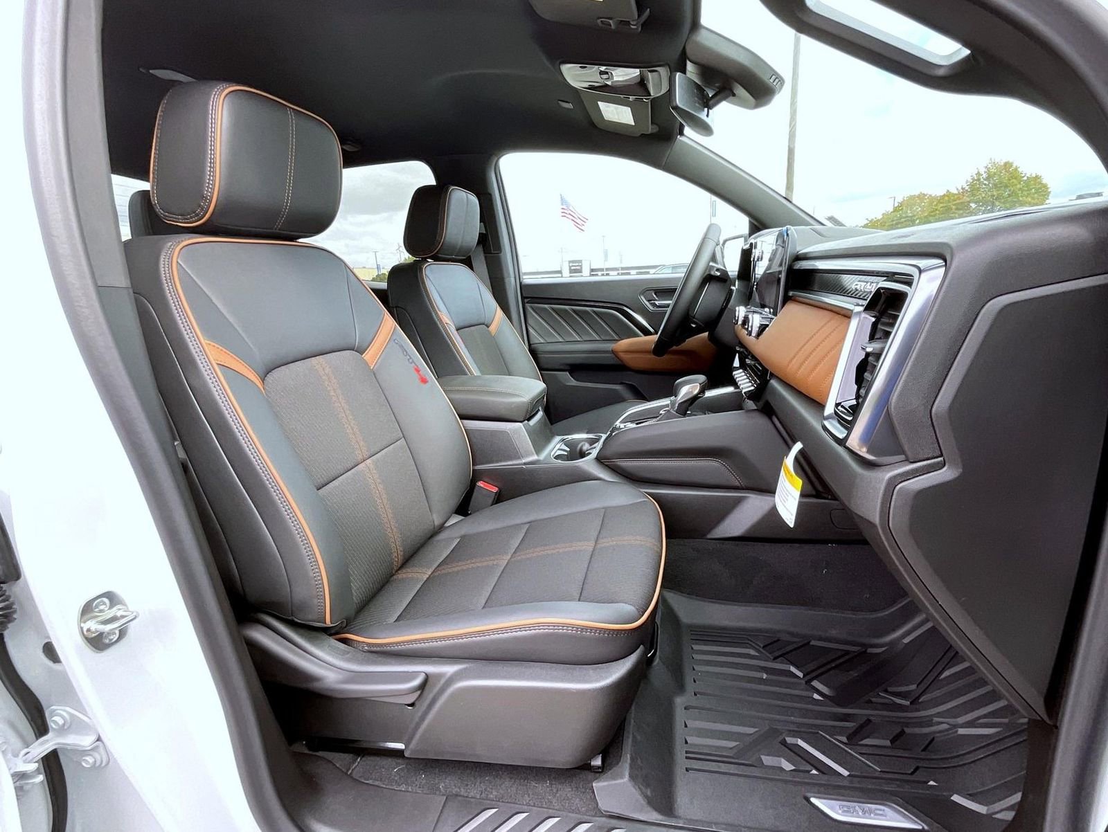 2026 Gmc Canyon AT4 photo 15