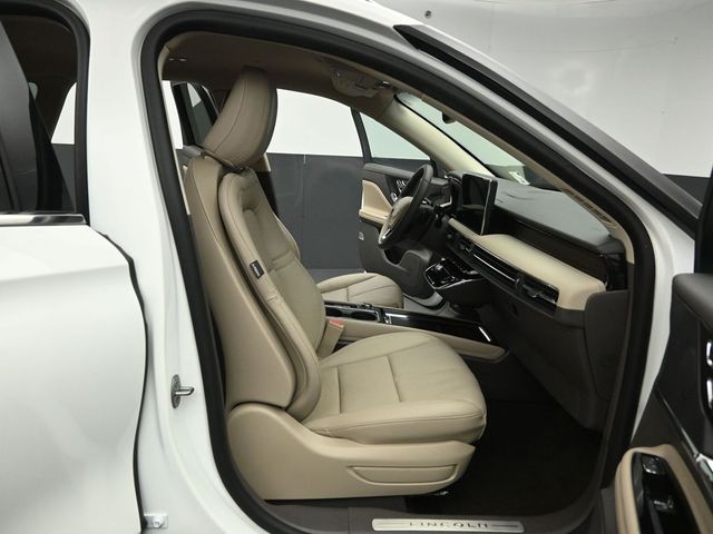 2023 LINCOLN CORSAIR - Image 30