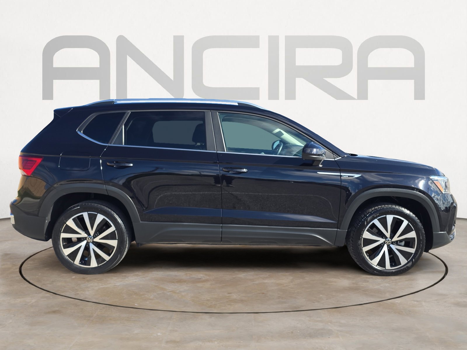 2024 Volkswagen Taos SE photo 11
