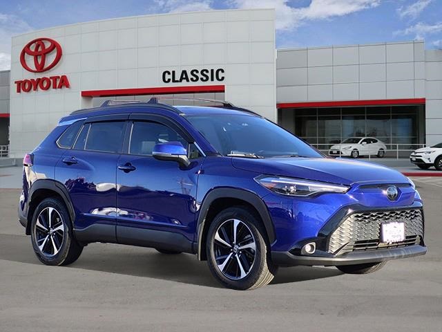 2024 Toyota Corolla Cross XSE's photo