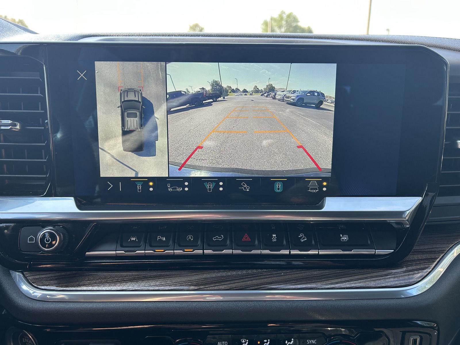 2023 Chevrolet Silverado 1500 RST photo 12