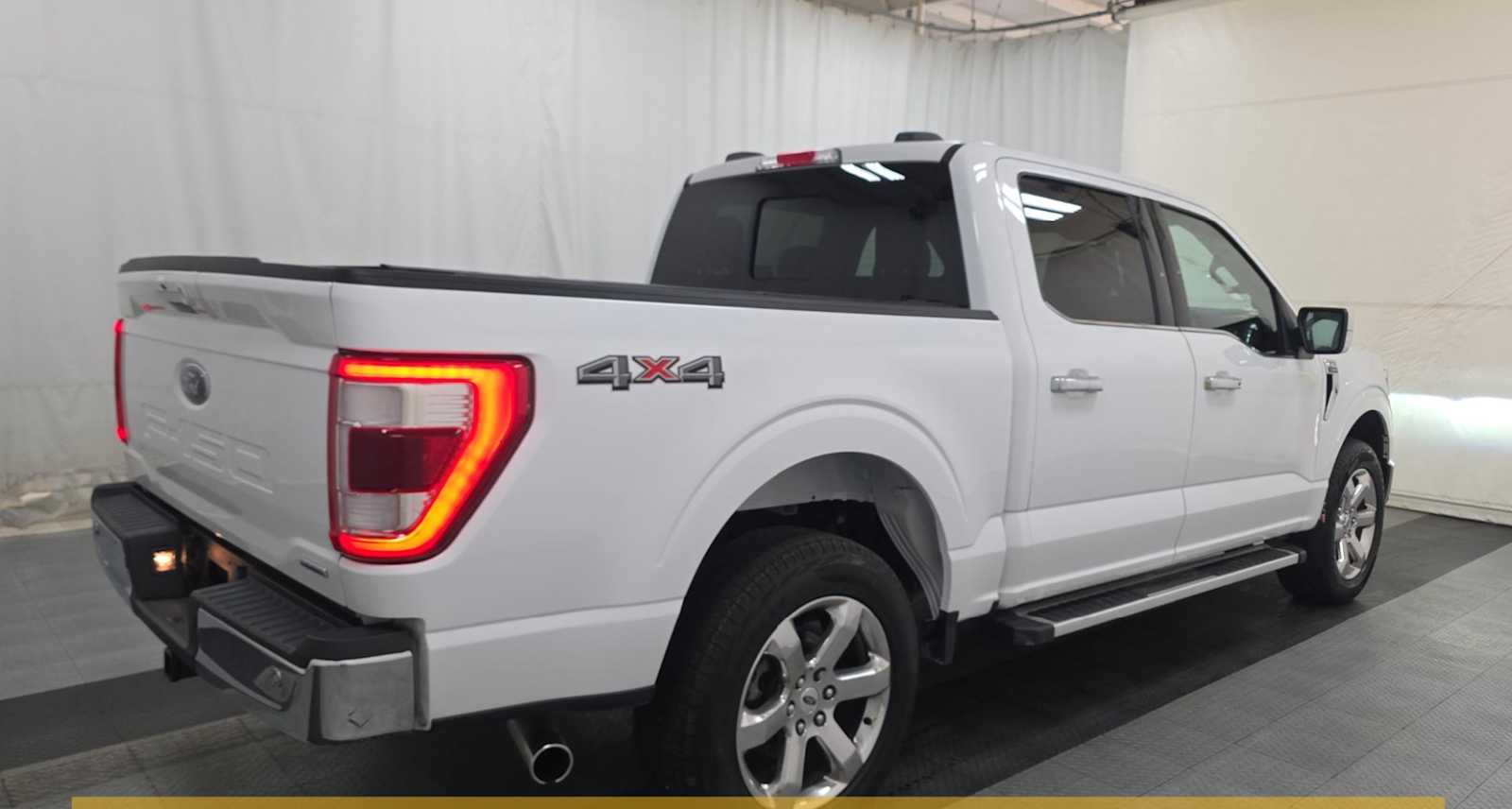 2023 Ford F-150 Lariat photo 4