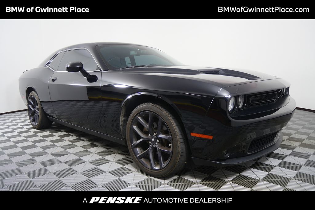 2023 Dodge Challenger SXT's photo