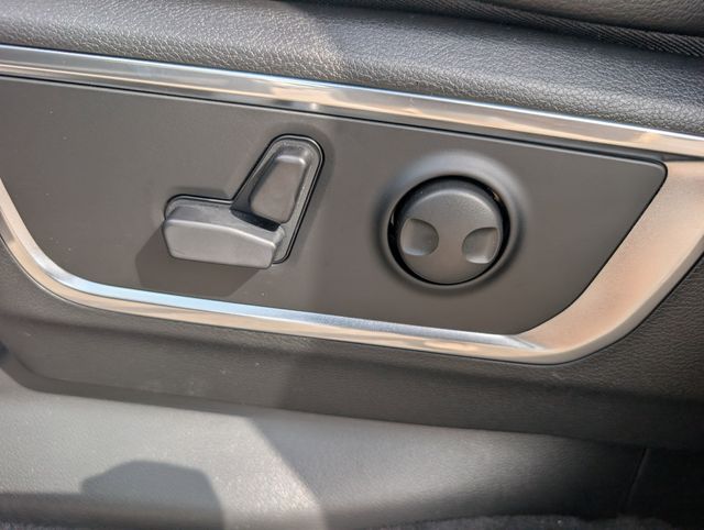 2026 Ram 1500 Laramie photo 12