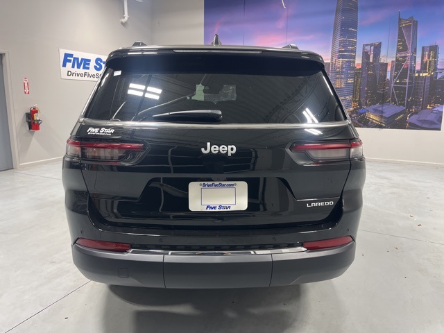 2025 Jeep Grand Cherokee Laredo photo 22