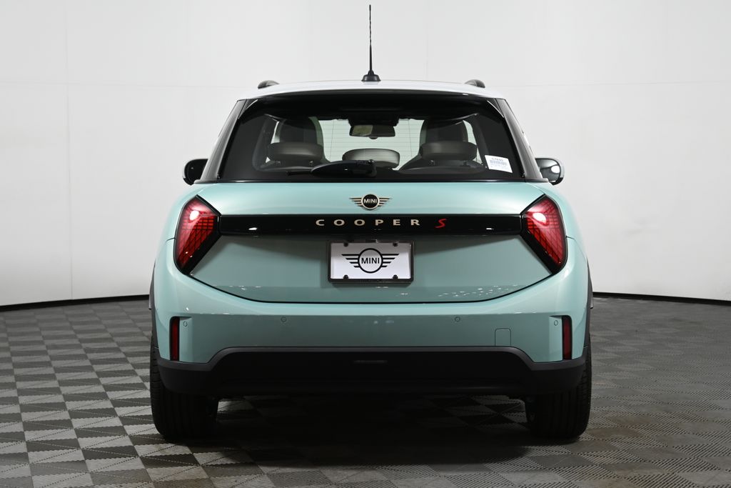 2026 Mini Cooper 4 Door Hardtop Signature photo 4