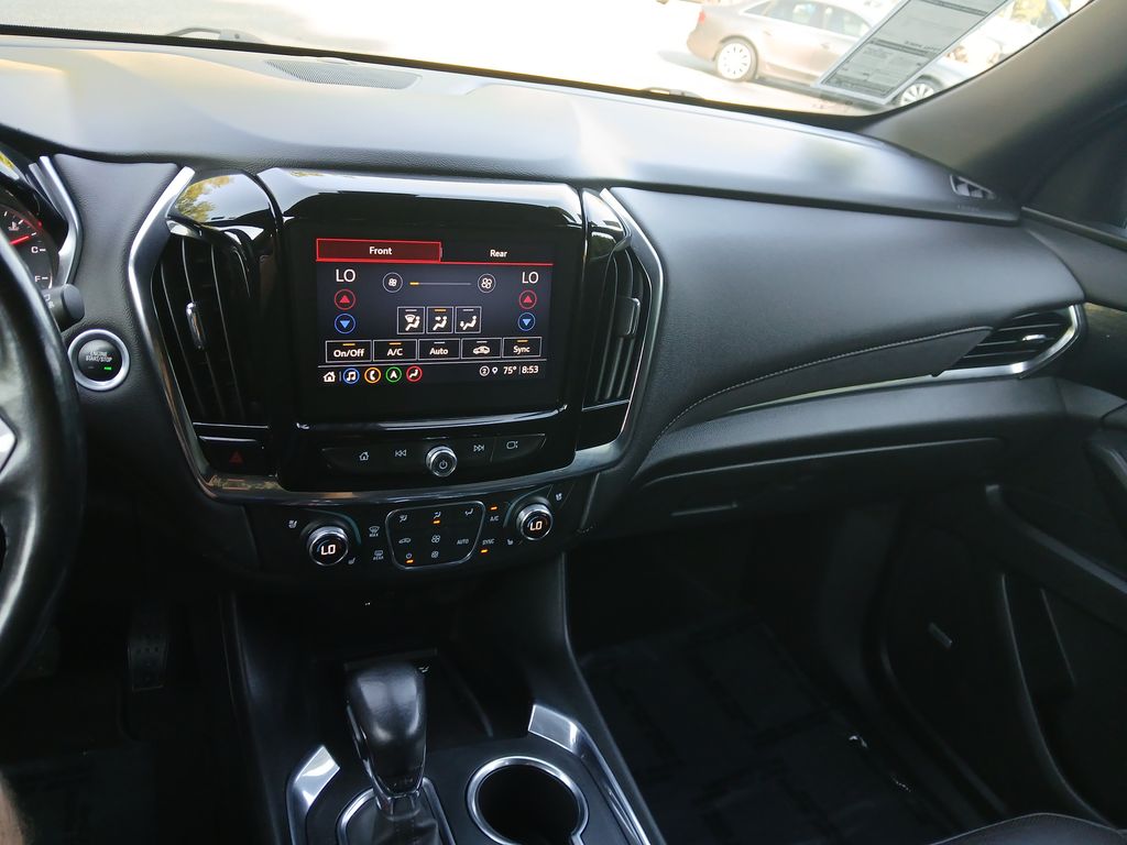 2022 Chevrolet Traverse High Country photo 16