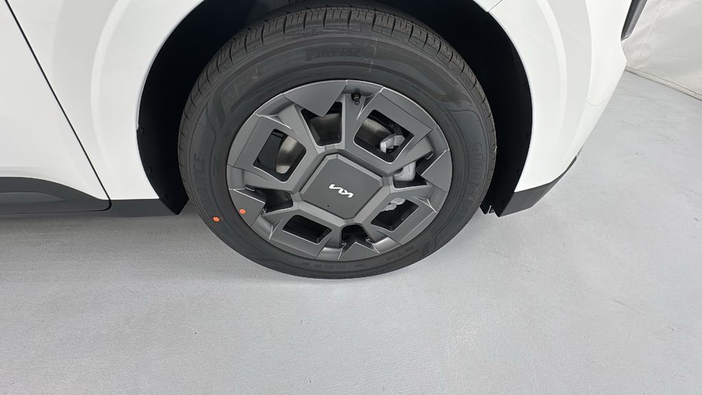 2026 Kia Carnival EX photo 9