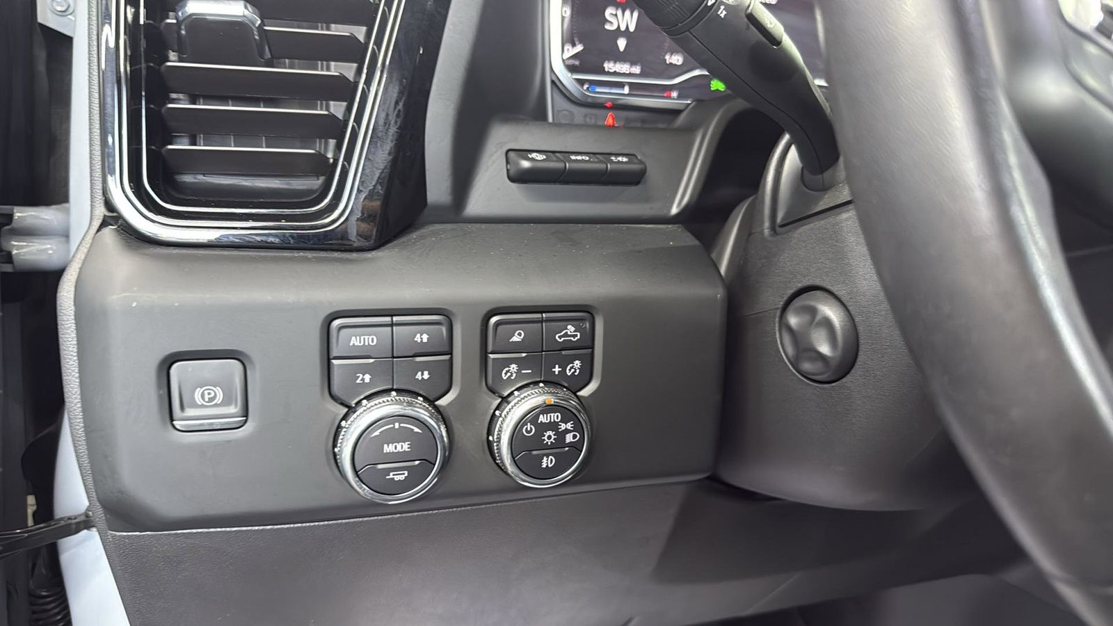 2024 Gmc Sierra 1500 AT4X photo 18