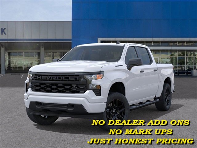 2026 Chevrolet Silverado Custom photo 5