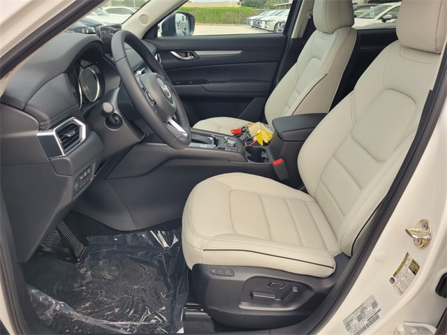 2025 Mazda CX-5 2.5 S Preferred photo 2