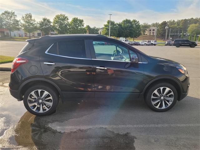 2022 Buick Encore Preferred photo 2