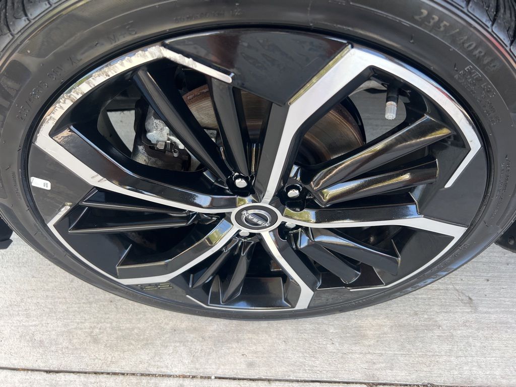 2023 Nissan Altima SR photo 38