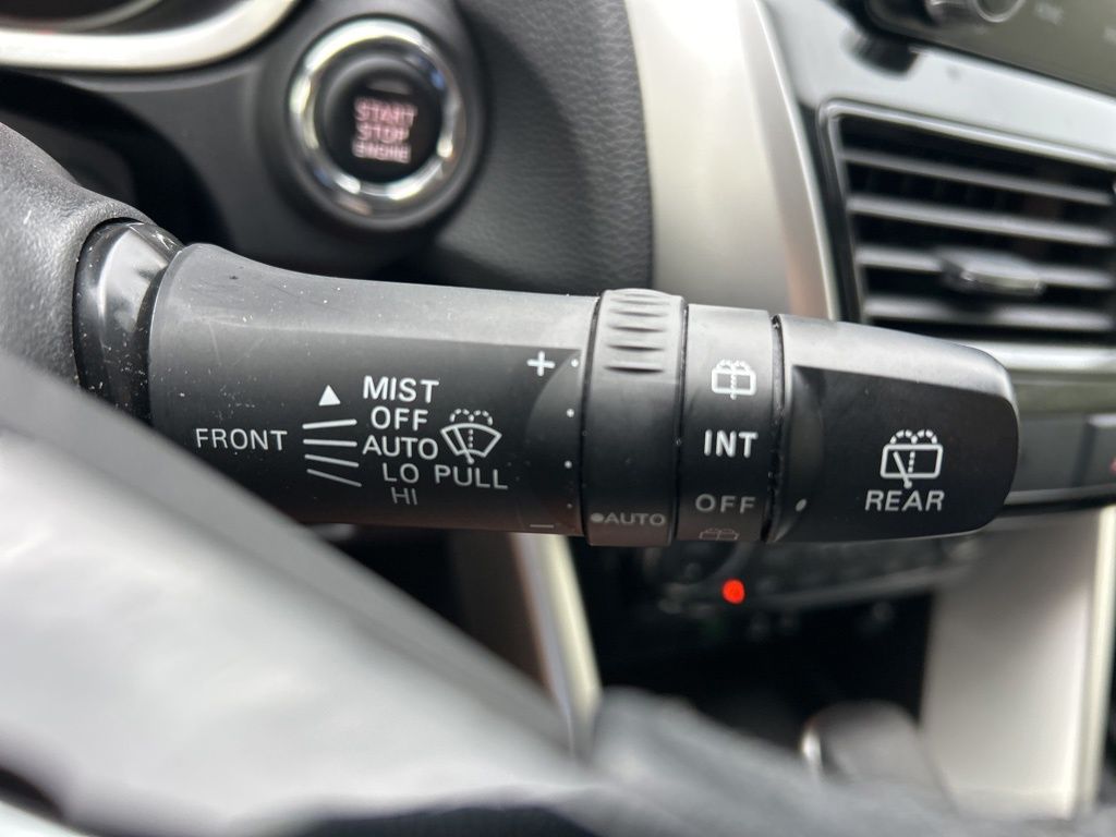2024 Mitsubishi Eclipse Cross SE photo 23