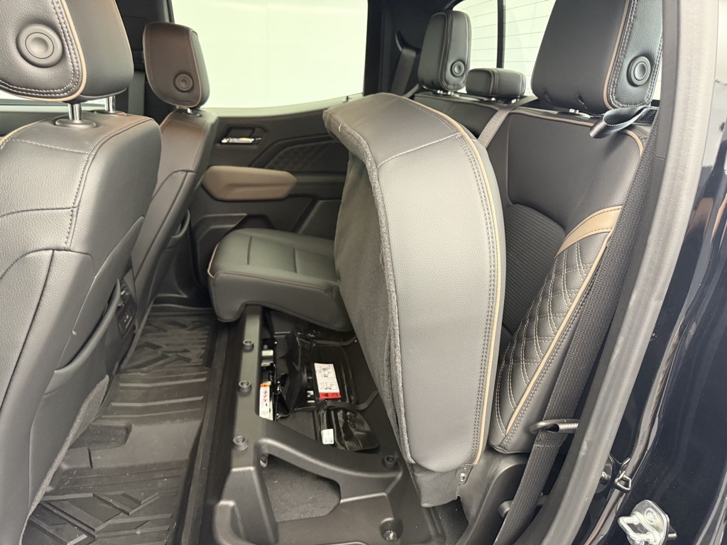2024 Gmc Canyon Denali photo 55