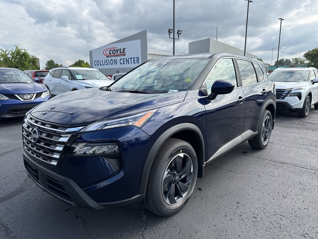 2026 Nissan Rogue SV photo 8