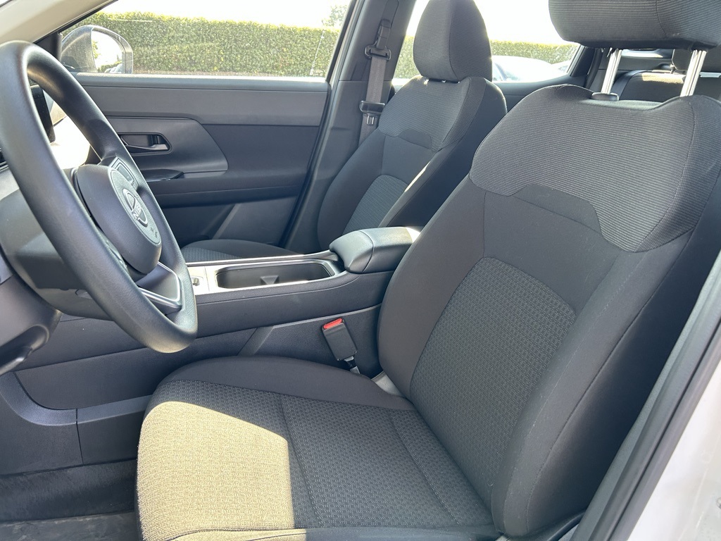2025 Nissan Kicks S photo 20