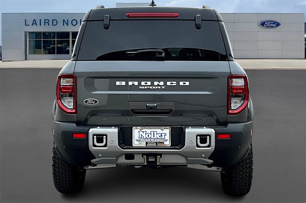 2025 Ford Bronco Sport Badlands photo 3
